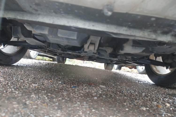 Used Dodge Journey 2013 2.4L Two-Wheel Drive Luxury Version Chassis Front