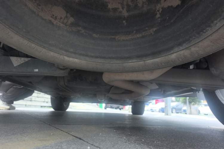 Used Dodge Journey 2013 2.4L Two-Wheel Drive Luxury Version Chassis Rear