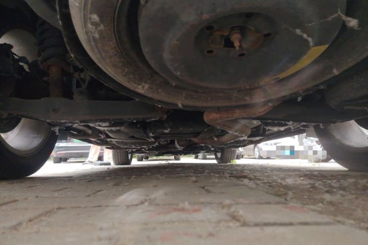 Used Dodge Journey 2013 2.4L Two-Wheel Drive Luxury Version Chassis Rear