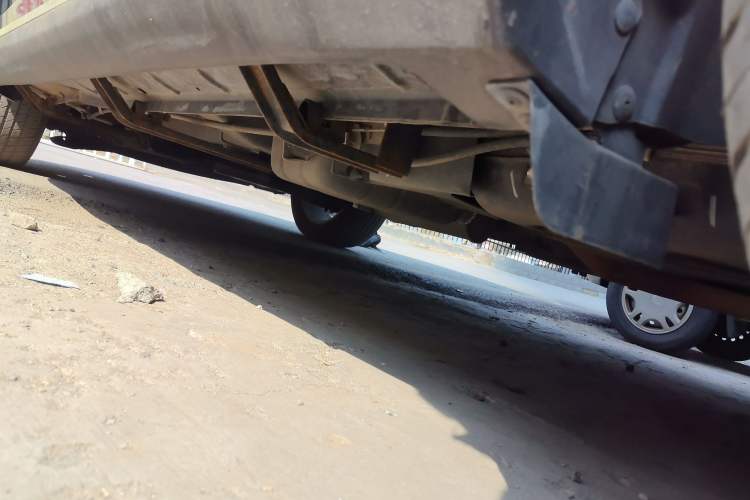 Used Dodge Journey 2013 2.4L Two-Wheel Drive Luxury Version Chassis Rear Left