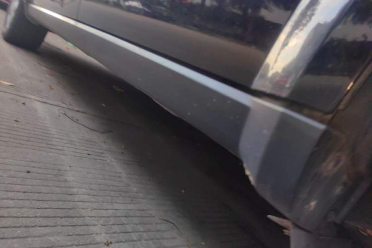 Used Dodge Journey 2013 2.4L Two-Wheel Drive Luxury Version Chassis Rear Left