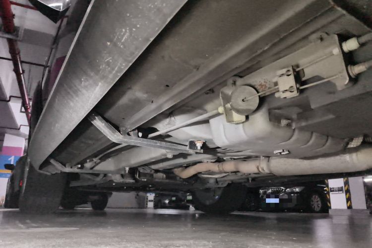 Used Dodge Journey 2013 3.6L Four-Wheel Drive Flagship Edition Chassis Rear Left