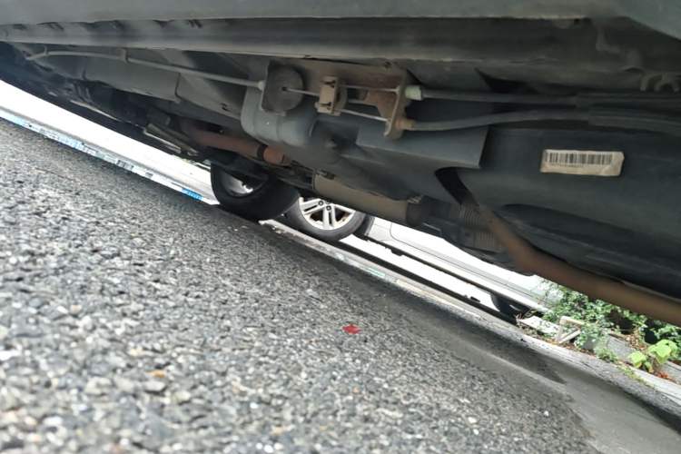 Used Dodge Journey 2013 2.4L Two-Wheel Drive Luxury Version Chassis Rear Left