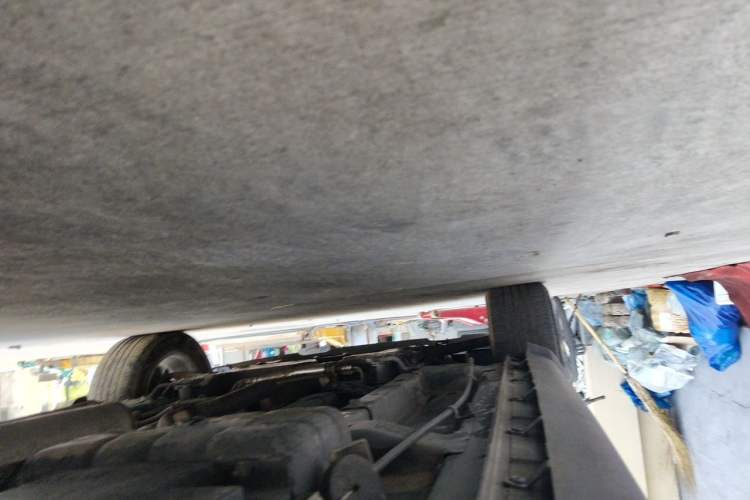 Used Dodge Journey 2013 2.4L Two-Wheel Drive Luxury Version Chassis Rear Left