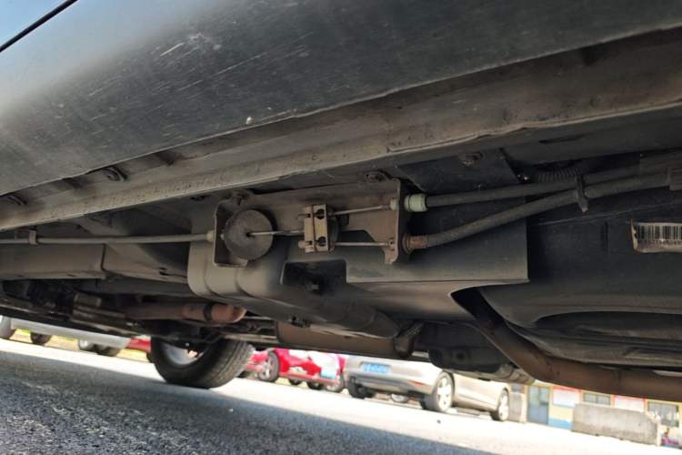 Used Dodge Journey 2013 2.4L Two-Wheel Drive Luxury Version Chassis Rear Left