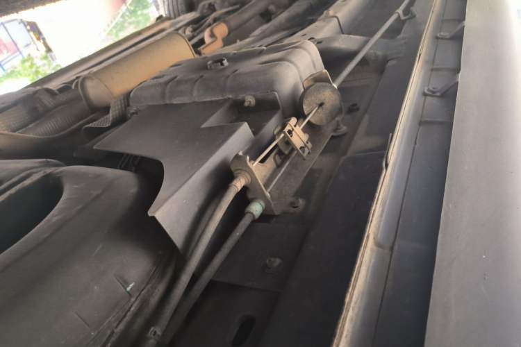 Used Dodge Journey 2013 2.4L Two-Wheel Drive Luxury Version Chassis Rear Left