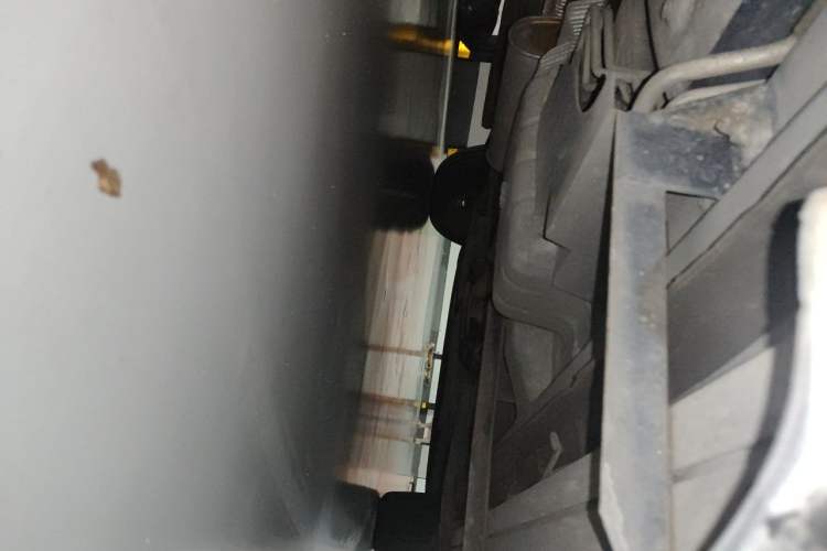 Used Dodge Journey 2013 2.4L Two-Wheel Drive Luxury Version Chassis Rear Right