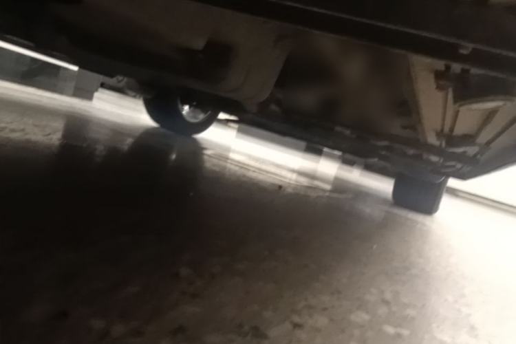 Used Dodge Journey 2013 2.4L Two-Wheel Drive Luxury Version Chassis Rear Right