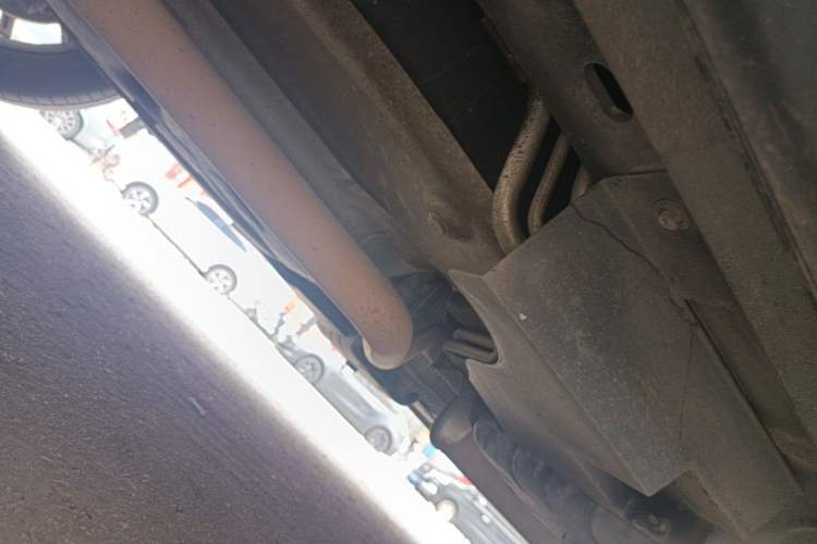 Used Dodge Journey 2013 2.4L Two-Wheel Drive Luxury Version Chassis Rear Right