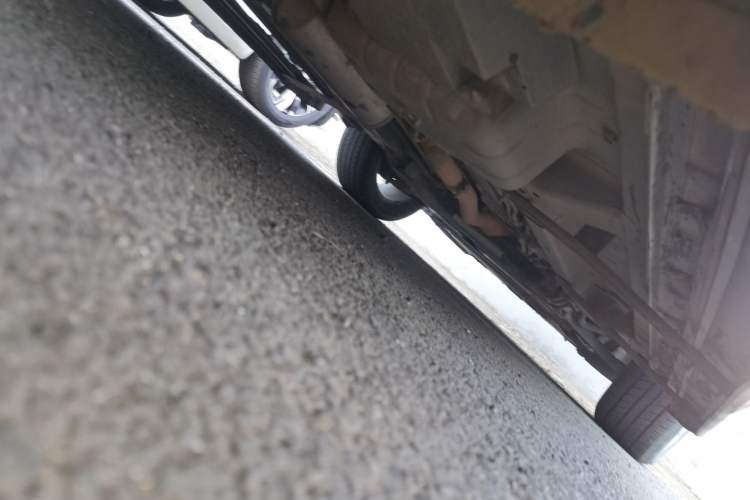 Used Dodge Journey 2013 2.4L Two-Wheel Drive Luxury Version Chassis Rear Right