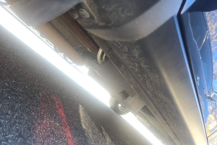 Used Dodge Journey 2013 2.4L Two-Wheel Drive Luxury Version Chassis Rear Right