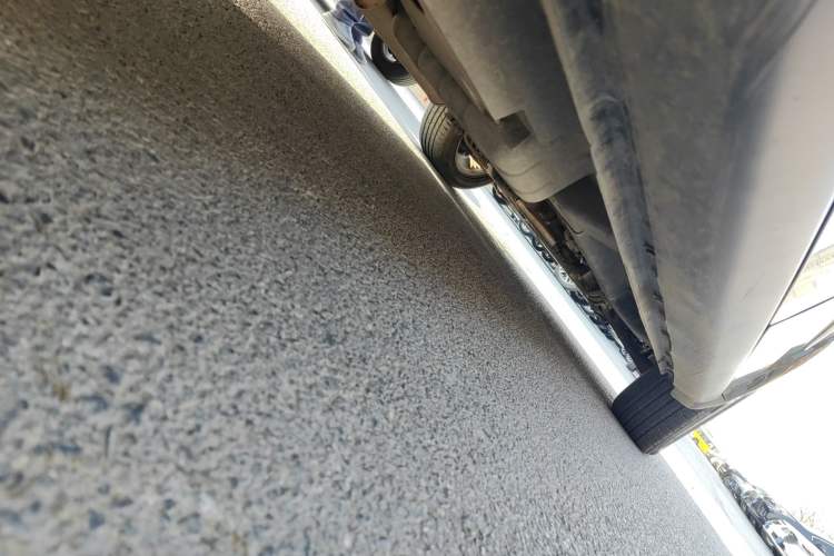 Used Dodge Journey 2013 2.4L Two-Wheel-Drive Smart Edition Chassis Rear Right