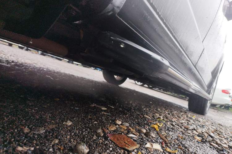 Used Dodge Journey 2013 2.4L Two-Wheel Drive Luxury Version Chassis Rear Right