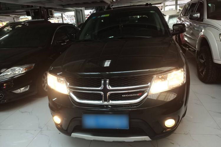 Used Dodge Journey 2013 2.4L Two-Wheel Drive Luxury Version Exterior 1