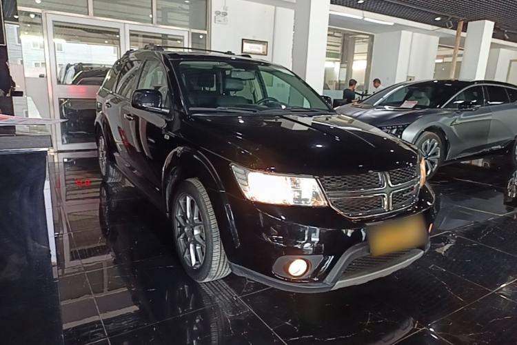 Used Dodge Journey 2013 2.4L Two-Wheel Drive Luxury Version Exterior 1