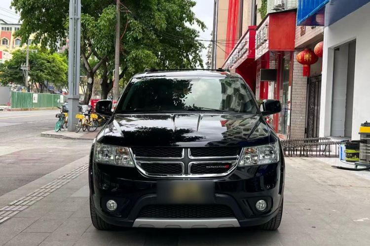 Used Dodge Journey 2013 2.4L Two-Wheel Drive Luxury Version Exterior 1
