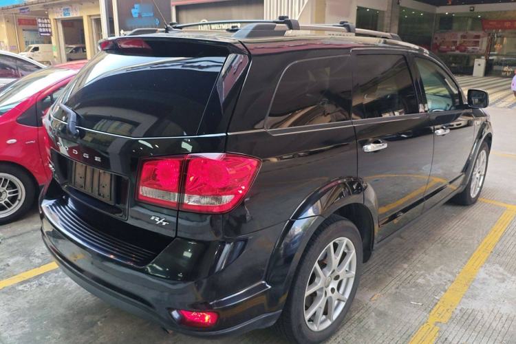 Used Dodge Journey 2013 2.4L Two-Wheel Drive Luxury Version Exterior 5