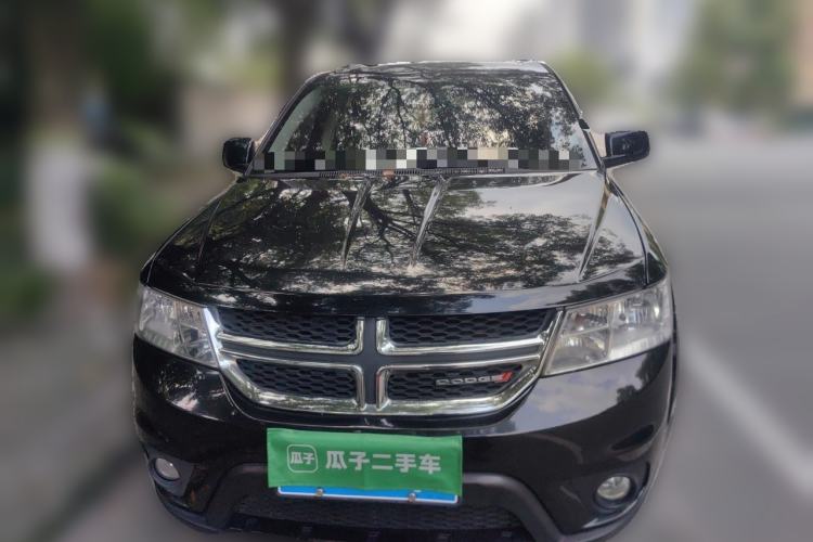 Used Dodge Journey 2013 2.4L Two-Wheel Drive Luxury Version Front