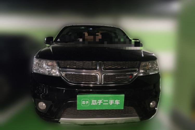 Used Dodge Journey 2013 2.4L Two-Wheel Drive Luxury Version Front