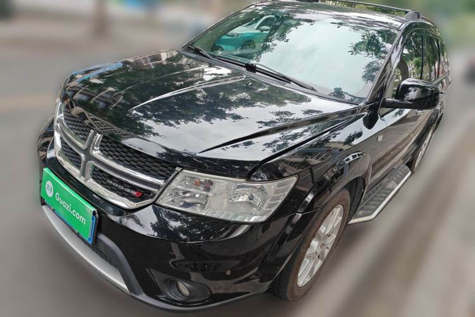Used Dodge Journey 2013 2.4L Two-Wheel Drive Luxury Version Front Left 45 Deg