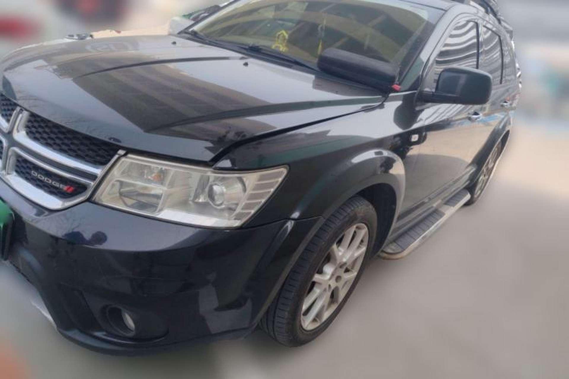 Used Dodge Journey 2013 2.4L Two-Wheel Drive Luxury Version Front Left 45 Deg