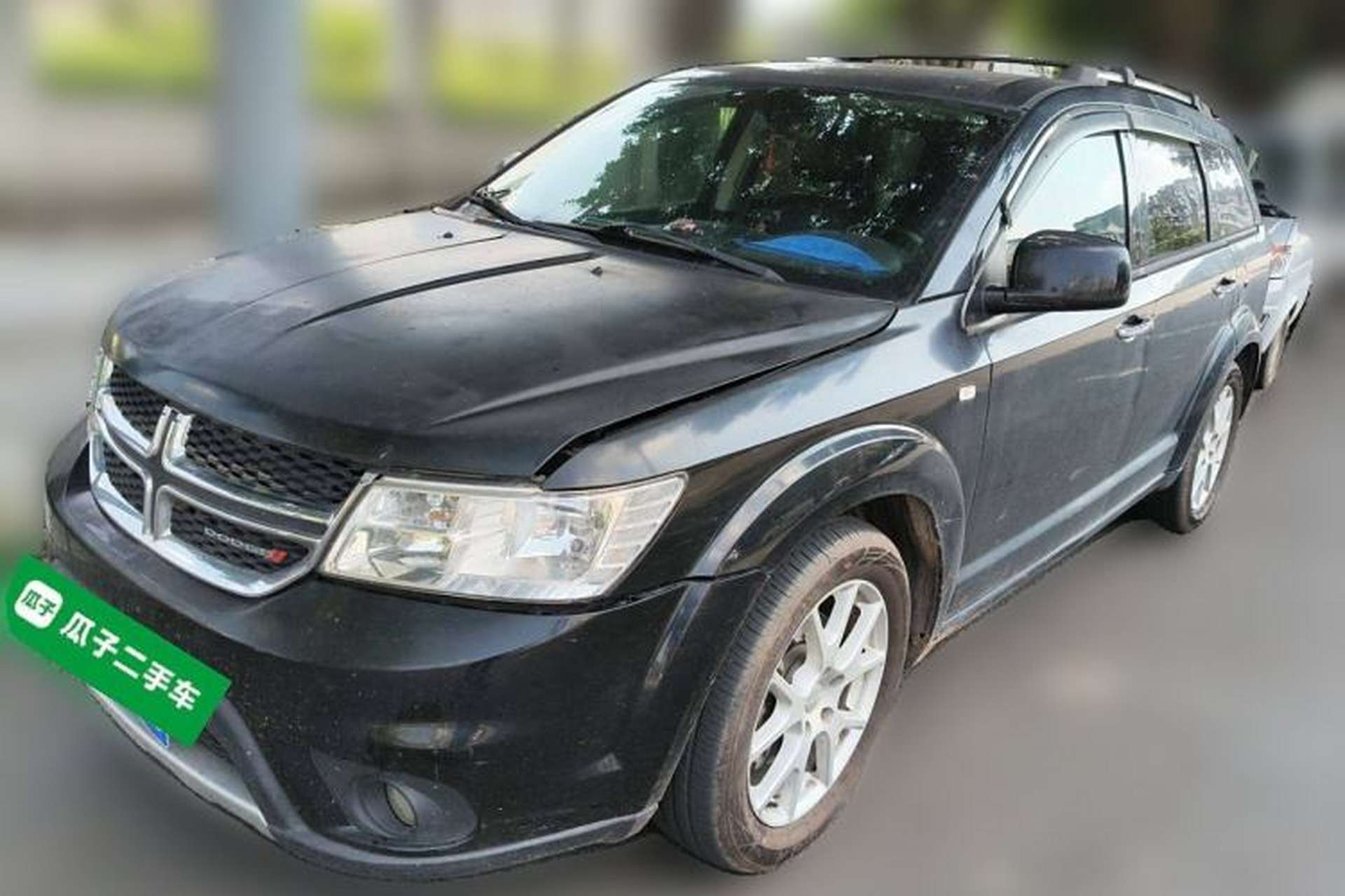 Used Dodge Journey 2013 2.4L Two-Wheel Drive Luxury Version Front Left 45 Deg