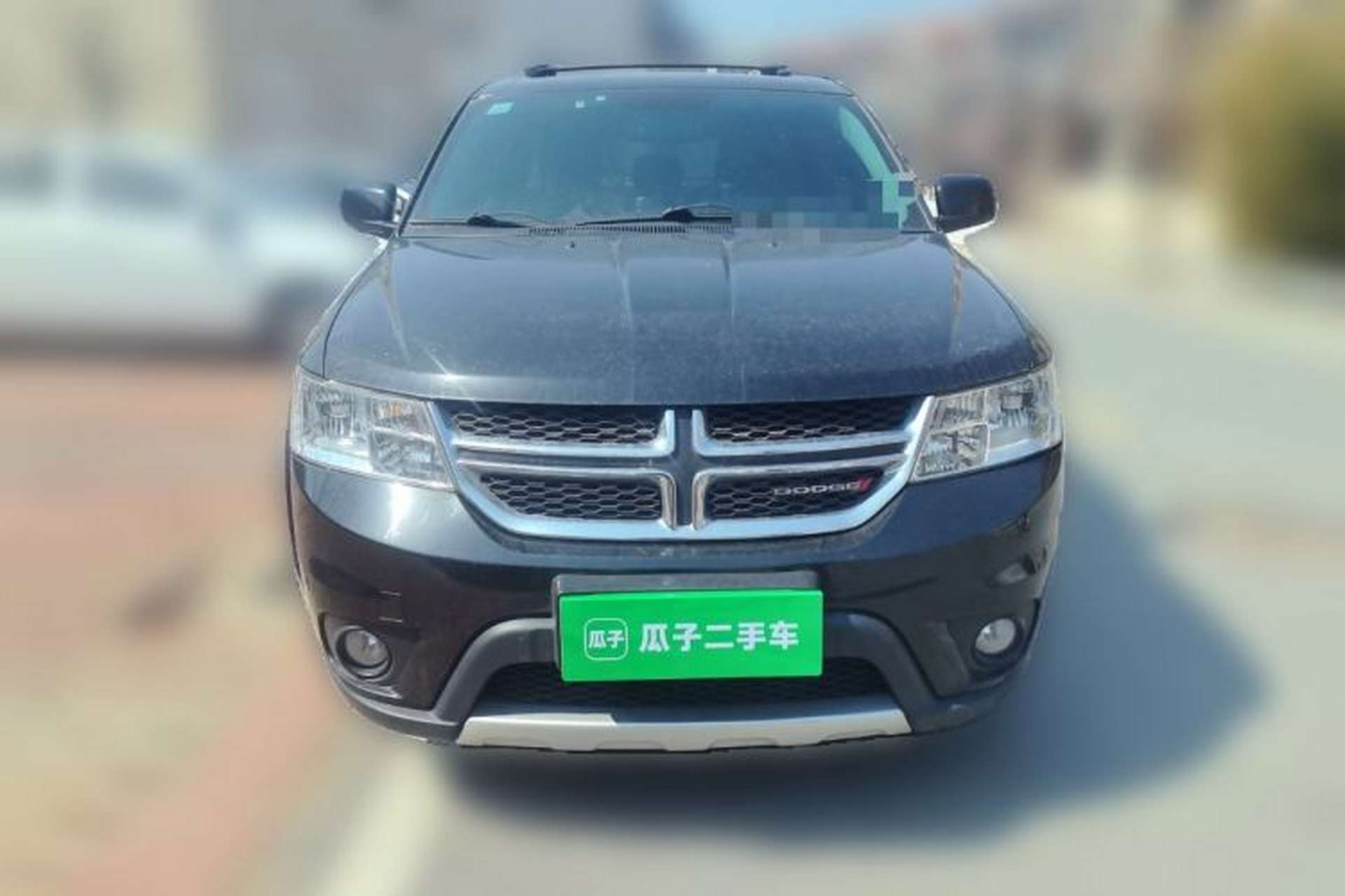 Used Dodge Journey 2013 2.4L Two-Wheel Drive Luxury Version Front