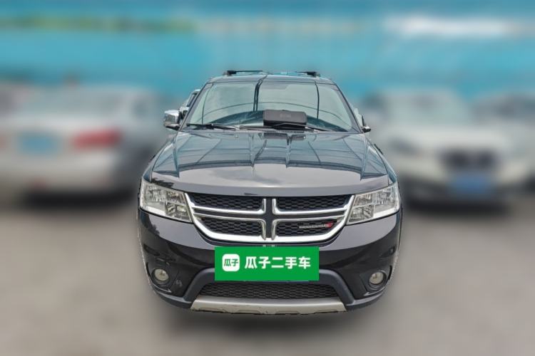 Used Dodge Journey 2013 2.4L Two-Wheel Drive Luxury Version Front