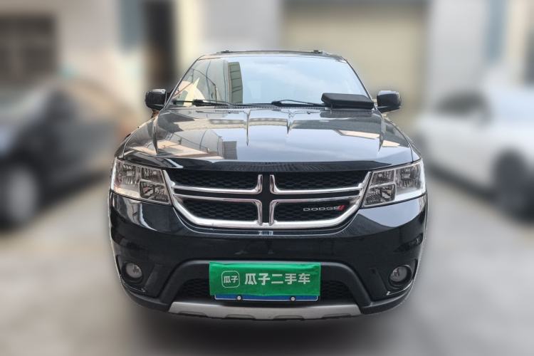 Used Dodge Journey 2013 3.6L Four-Wheel Drive Flagship Edition Front