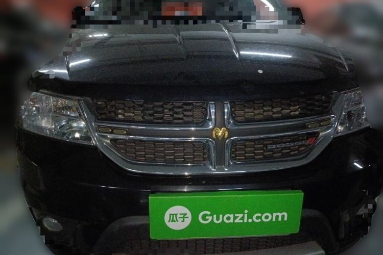 Used Dodge Journey 2013 2.4L Two-Wheel Drive Luxury Version Front