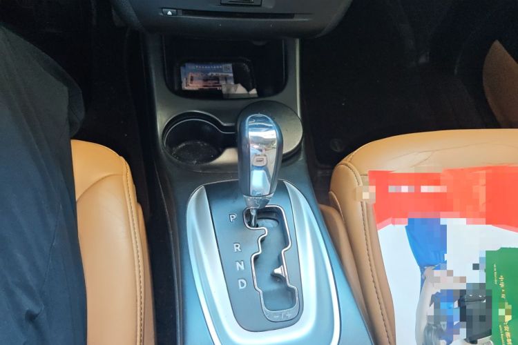 Used Dodge Journey 2013 2.4L Two-Wheel Drive Luxury Version Gear Lever
