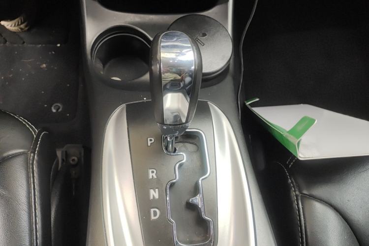 Used Dodge Journey 2013 2.4L Two-Wheel Drive Luxury Version Gear Lever