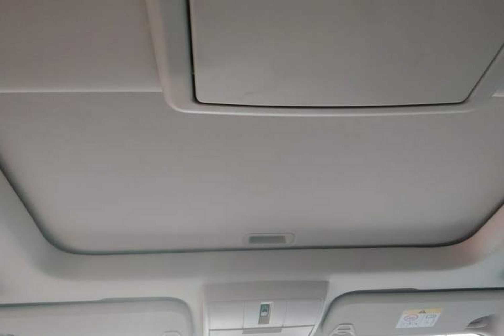 Used Dodge Journey 2013 2.4L Two-Wheel Drive Luxury Version Headliner