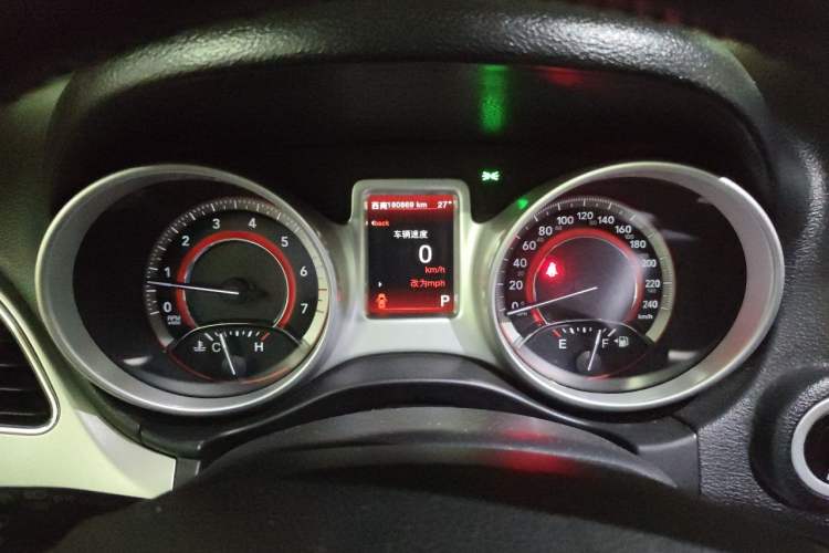 Used Dodge Journey 2013 2.4L Two-Wheel Drive Luxury Version Instrument Cluster