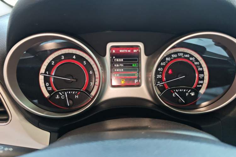 Used Dodge Journey 2013 2.4L Two-Wheel Drive Luxury Version Instrument Cluster