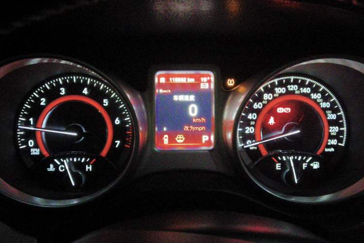 Used Dodge Journey 2013 2.4L Two-Wheel Drive Luxury Version Instrument Cluster