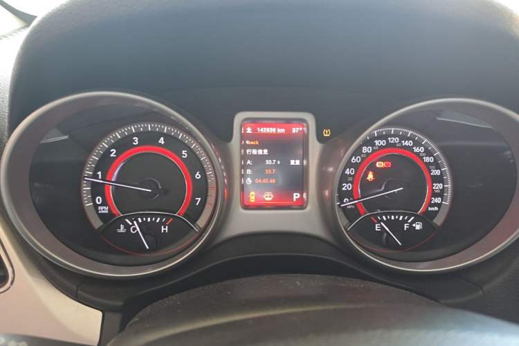 Used Dodge Journey 2013 2.4L Two-Wheel Drive Luxury Version Instrument Cluster