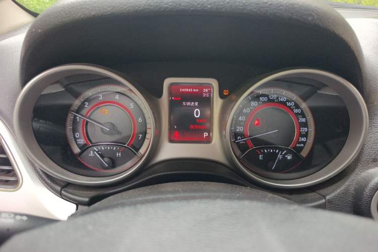 Used Dodge Journey 2013 2.4L Two-Wheel Drive Luxury Version Instrument Cluster