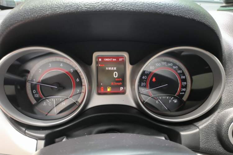 Used Dodge Journey 2013 3.6L Four-Wheel Drive Flagship Edition Instrument Cluster