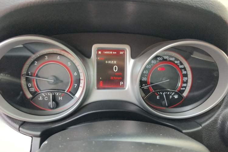 Used Dodge Journey 2013 2.4L Two-Wheel Drive Luxury Version Instrument Cluster