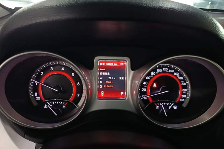 Used Dodge Journey 2013 2.4L Two-Wheel Drive Luxury Version Instrument Cluster