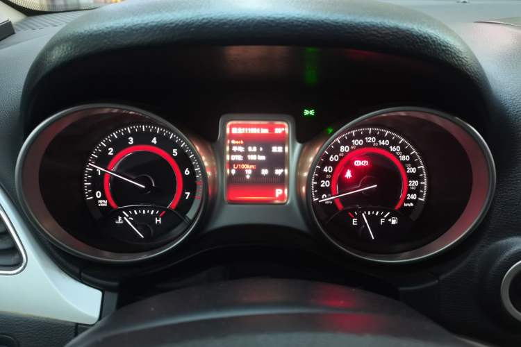 Used Dodge Journey 2013 2.4L Two-Wheel-Drive Smart Edition Instrument Cluster