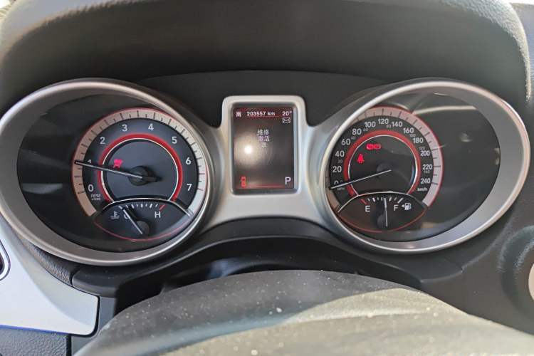 Used Dodge Journey 2013 3.6L Four-Wheel Drive Flagship Edition Instrument Cluster