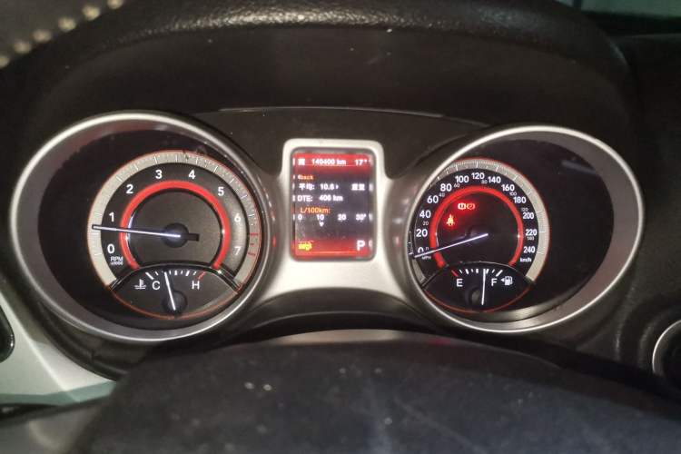 Used Dodge Journey 2013 2.4L Two-Wheel Drive Luxury Version Instrument Cluster