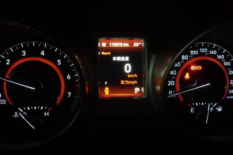 Used Dodge Journey 2013 2.4L Two-Wheel Drive Luxury Version Instrument Cluster