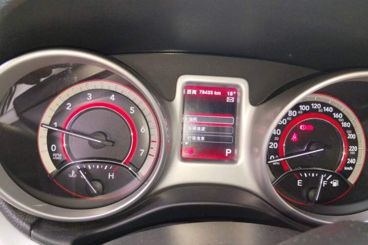 Used Dodge Journey 2013 2.4L Two-Wheel Drive Luxury Version Instrument Cluster