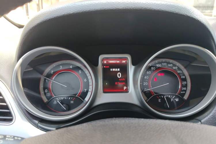 Used Dodge Journey 2013 2.4L Two-Wheel Drive Luxury Version Instrument Cluster