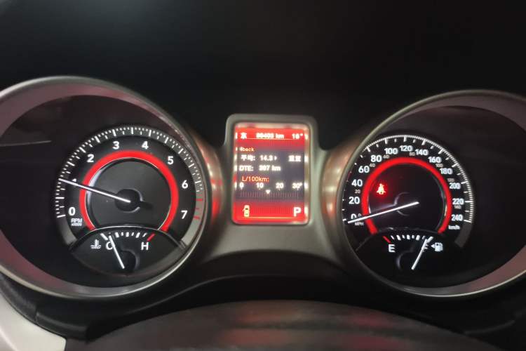 Used Dodge Journey 2013 2.4L Two-Wheel Drive Luxury Version Instrument Cluster