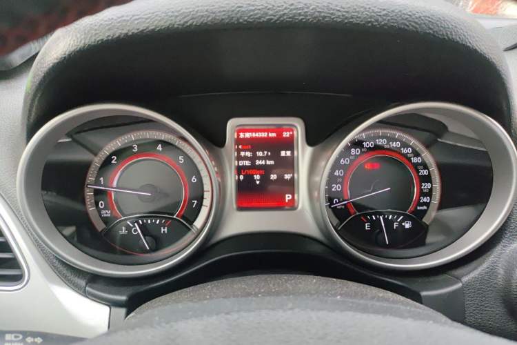 Used Dodge Journey 2013 2.4L Two-Wheel Drive Luxury Version Instrument Cluster
