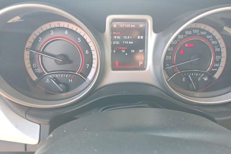 Used Dodge Journey 2013 2.4L Two-Wheel Drive Luxury Version Instrument Cluster